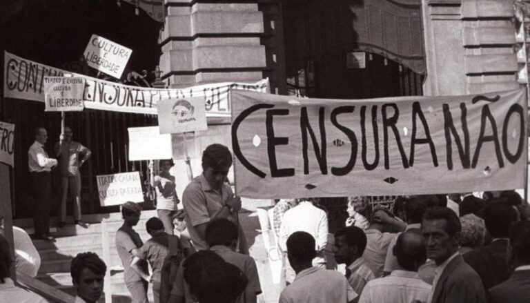 censura